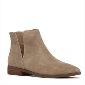 Steve Madden Yaal Suede Boots 9.5 Tan Taupe Beige Ankle Booties Capsule Western